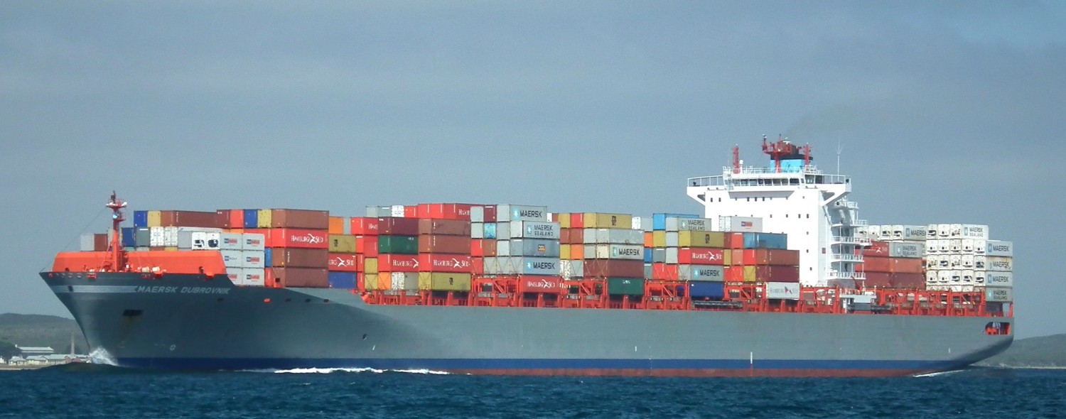 cropped-maersk_dubrovnik-9320685-container_ship-ship-1197.jpg